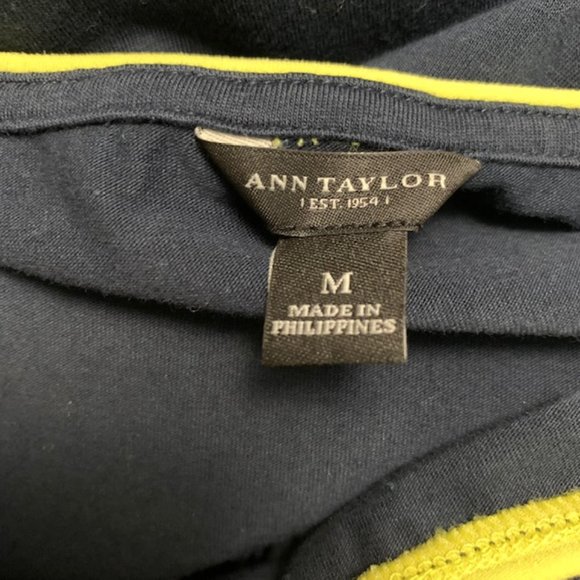 Ann Taylor Sleeveless Top Size Medium - Picture 8 of 8